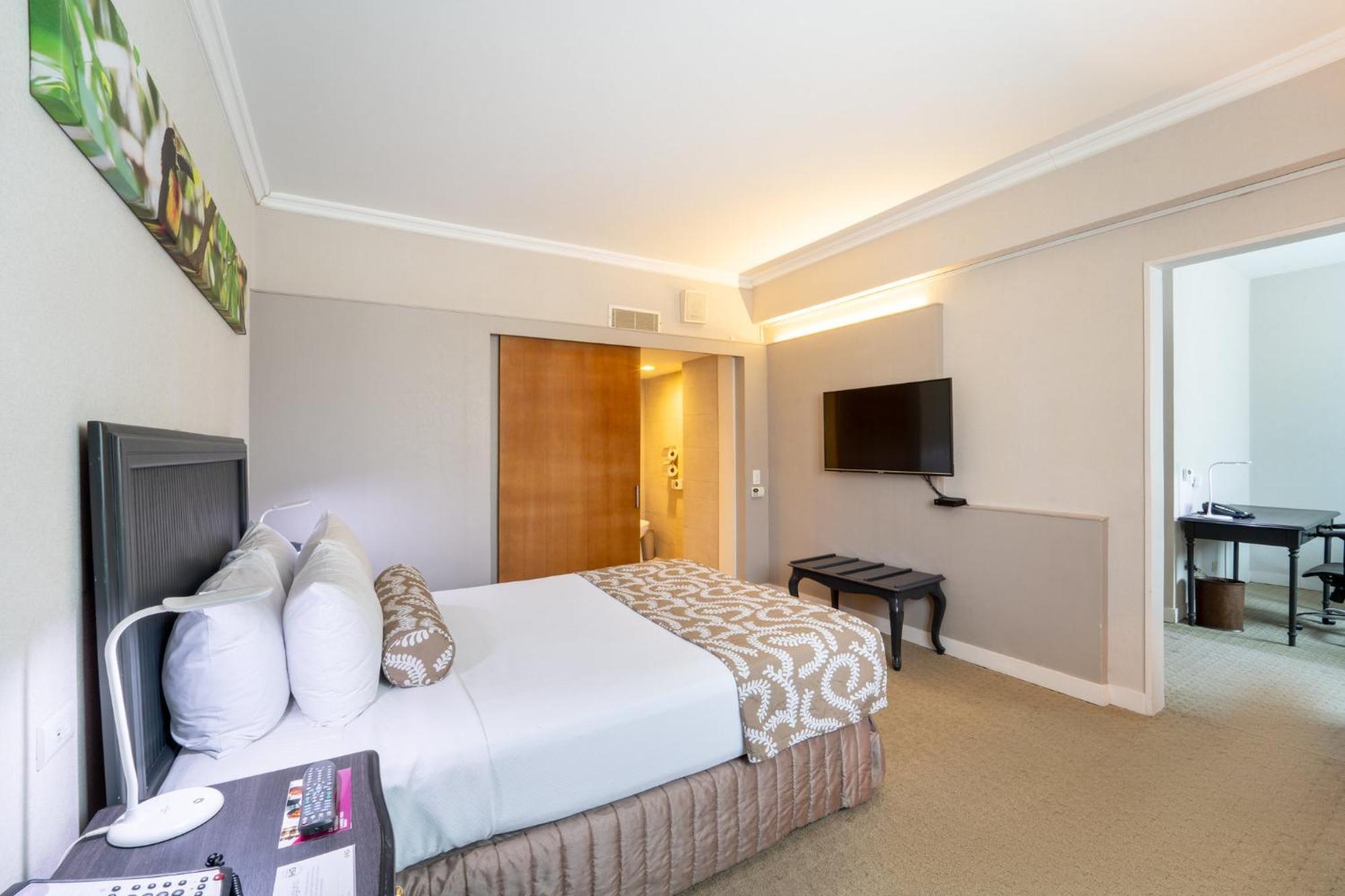 Crowne Plaza Managua By Ihg Hotel Екстериор снимка